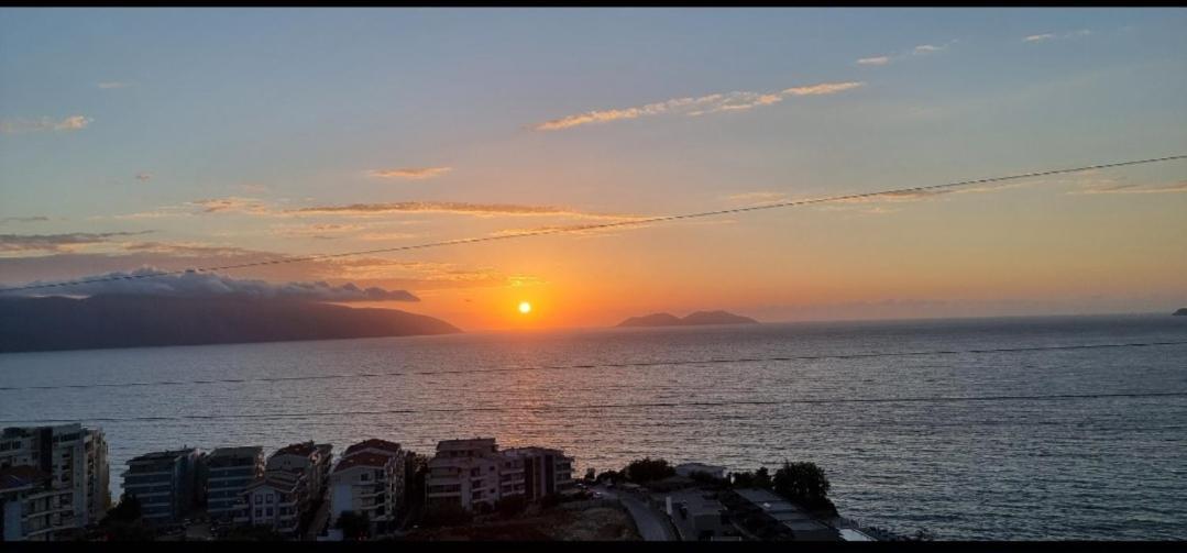 Hotel Ble Ble Vlorë Buitenkant foto