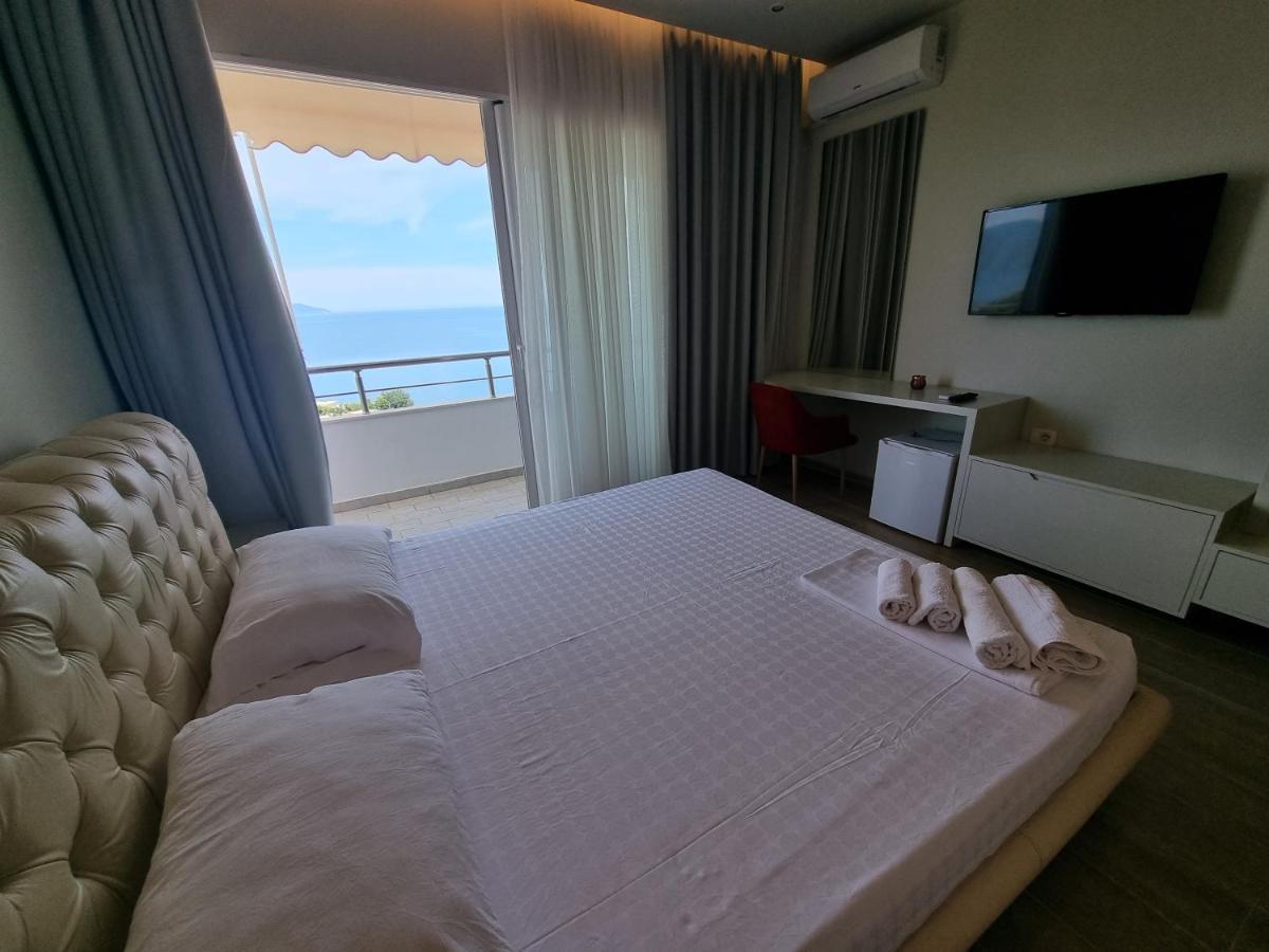 Hotel Ble Ble Vlorë Buitenkant foto