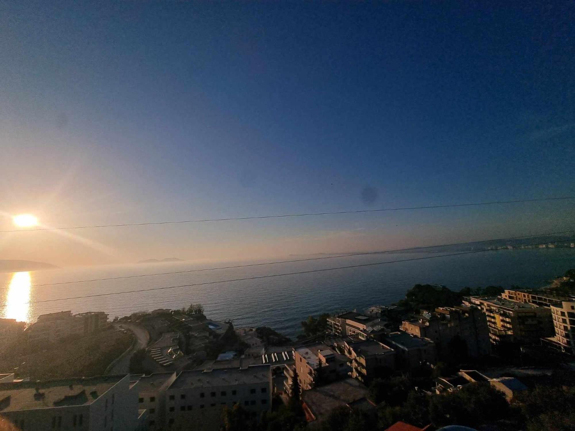 Hotel Ble Ble Vlorë Buitenkant foto