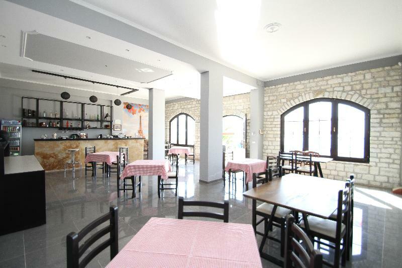 Hotel Ble Ble Vlorë Buitenkant foto