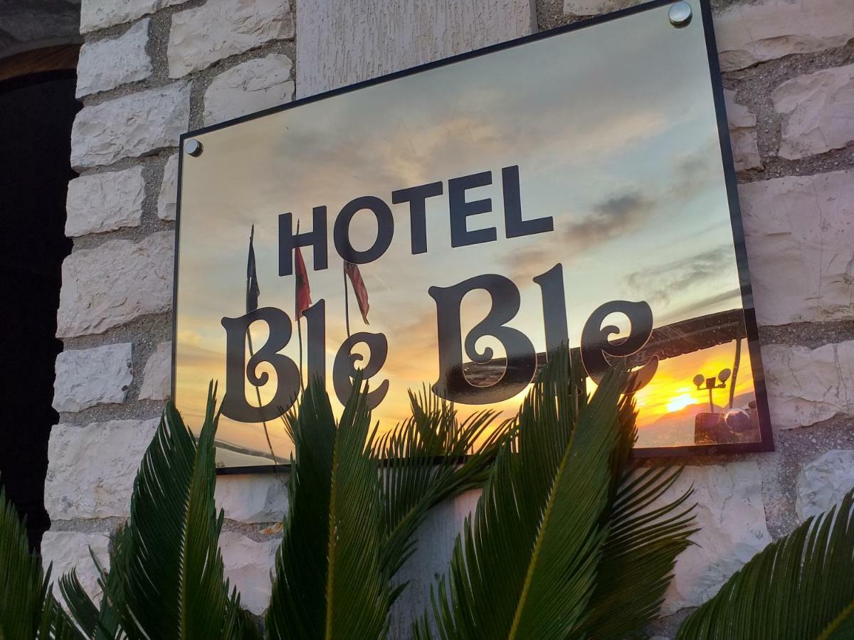 Hotel Ble Ble Vlorë Buitenkant foto